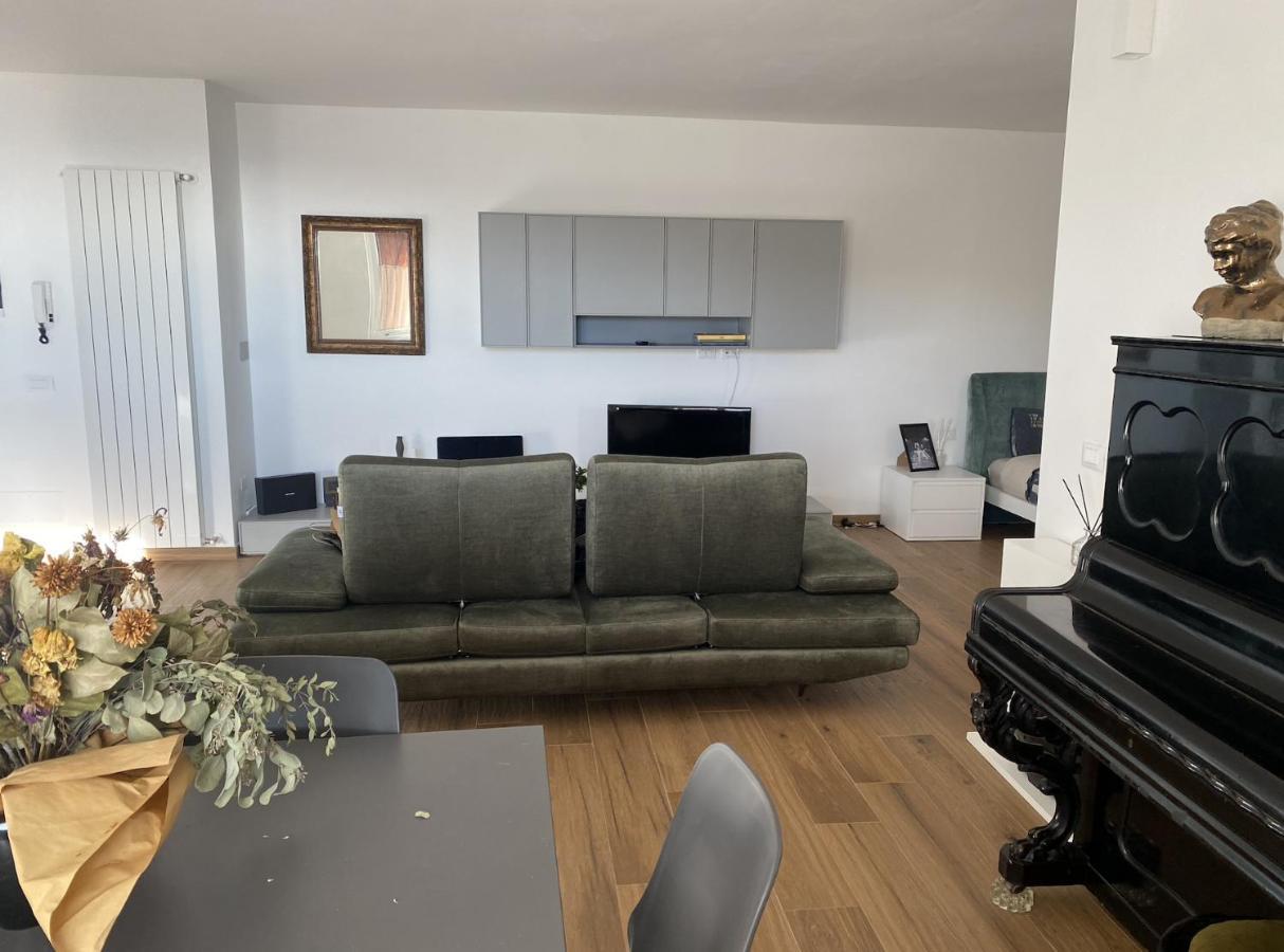 Nuovo Bilocale Appartement San Rocco  Buitenkant foto